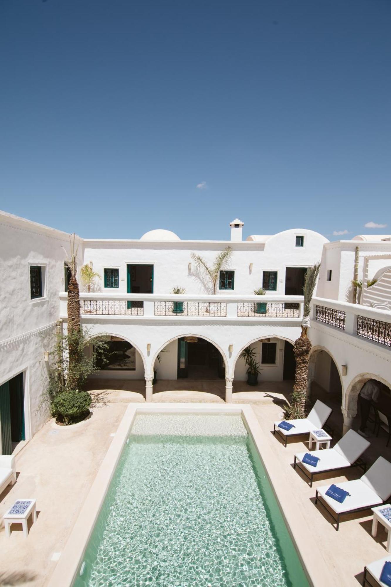 Dar Nael Hotel Хумт Сук Екстериор снимка